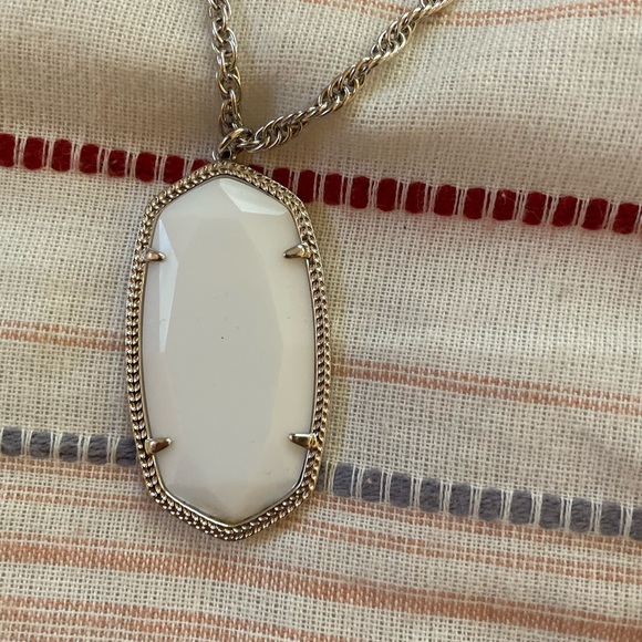 Kendra Scott Rae - Picture 3 of 4